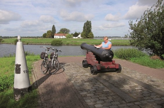 Maas en Rijn Maas en Rijn eigen vervoer